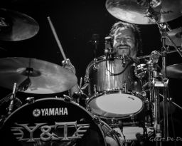 Y&T-11/10/2025
