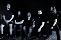 Epistulum – Je krijgt in de deathmetal een heleboel informatie binnen in korte tijd. Het kenmerkt het genre en slaat je gewoonweg in het gezicht