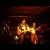 Bob Wayne - Hillbilly troubadour houdt De Zwerver in zijn ban