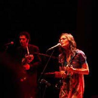 Eva De Roovere &amp; Band geeft de Nederlandstalige luistersong elan