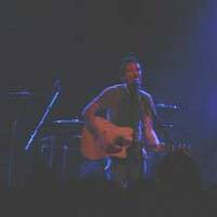 Een nieuwe Engelse bard is opgestaan onder Frank Turner