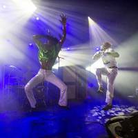 Ho99o9 - Hiphop hand in hand met loeiharde in-your-face hardcore punk