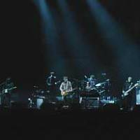 Crowded House twee en een half uur lang jeugdig enthousiasme en entertainment