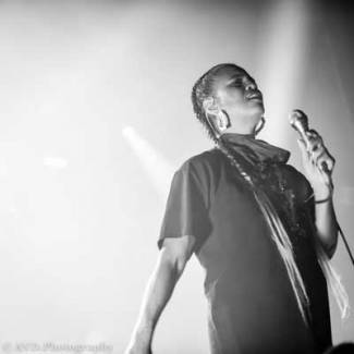 Neneh Cherry - Neneh Cherry raakt diep en spreekt een breed publiek aan! 