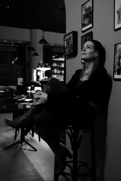 Georgeanne Kalweit – Crystal Clear : Chronique d’une rupture apprivoisée entre absurdité et renaissance