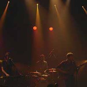 Les Nuits Bota 2008: Loney, dear, Kris Dane en Elvy