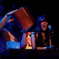 Bat For Lashes: volwassen talent en overtuigende live act (Les Nuits Botanque 2009)