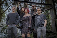 Echoes of a Dying World – We moeten opnieuw als een eenheid leren samenleven