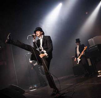 The Hives - Hives ’ time is ‘great rock’n’roll time’