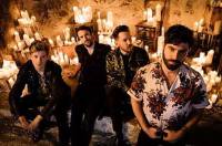 Foals - Als een leeuw uit zijn kooi