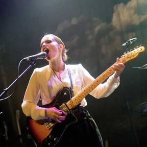Anna Calvi - Een warme gloed