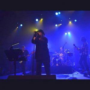 Brad - Afwisselend stevig en ingetogen