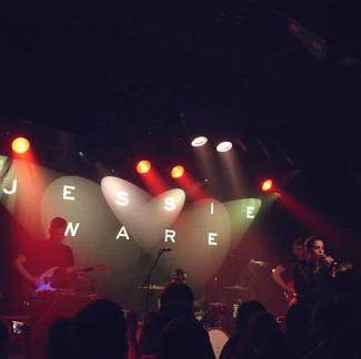 Jessie Ware – stijlvolle set van een stijlvolle dame …