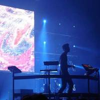 Petit Biscuit is niet zo ‘Petit’ meer …