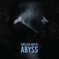 Chelsea Wolfe dévoile un nouveau titre très 'doom': "Iron Moon"