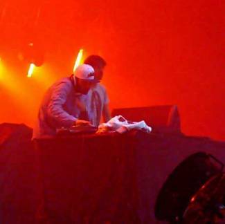 Les Paradis Artificiels 2010: Crookers, The Subs en The Prodigy