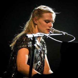 An Pierlé &amp; White Velvet – Vlaamse (klasbas) speelt op routine