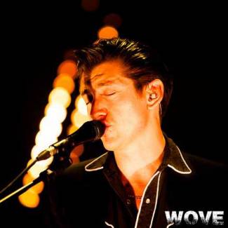 Arctic Monkeys – Put on your dancing shoes…