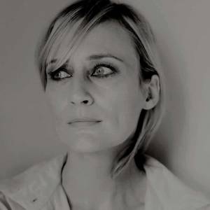 Geike se dévoile au milieu de la nuit…