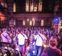 Bear’s Den ontroert!