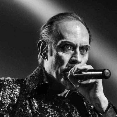 L’ombre argentée de Peter Murphy…
