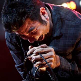 Zelfverzekerde Deftones serveren withete alt.metal