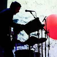 Mercury Rev Clear Light Ensemble - Mercury Rev blaast en beukt tot rode ballon springt