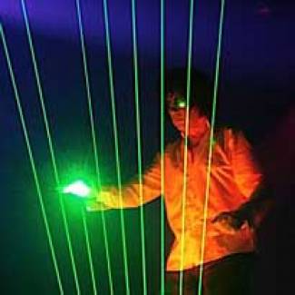 Kranige zestiger Jean Michel Jarre zorgt voor nostalgisch electrospektakel