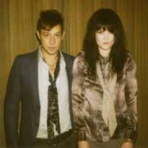 Un album-photos pour célébrer les 10 années d’existence de The Kills !