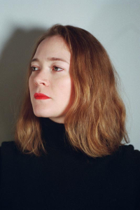 Julia Drouot a coupé court…