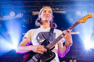 Les Nuits Botanique 2022 - DIIV + The Waltz - Verschroeiende pieken maar ook kabbelende vlaktes