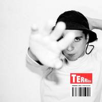 Le bandit se cache dans son Terrier