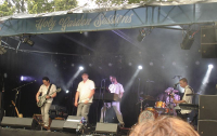 Monza (try-out) - Nederlandstalige pop op z’n best van een fijne band, even warm onthaald door een fijn publiek