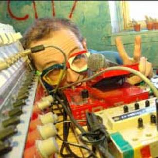 Dan Deacon président !