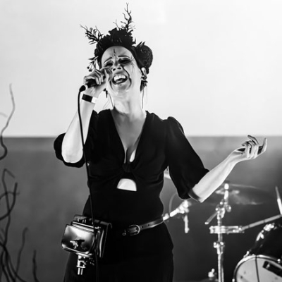 Splendidula – Splendidula brengt ons in een wave van loslaten