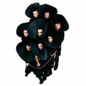 Silence on tourne...