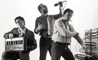 Telex sort un nouveau coffret de 6 vinyles avec Mute Records et [PIAS]