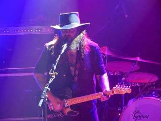 Strand of Oaks - Warm-Up show - De grote Neil Young show