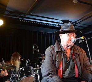 Pere Ubu - Eeuwig dwars