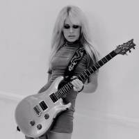 Histoire d’O pour Orianthi Panagaris…