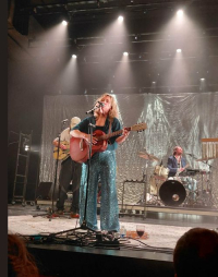 Few Bits – albumvoorstelling - Few Bits zijn meer dan ooit terug. Een schitterend optreden met smaakvolle songs gespeeld door ras muzikanten