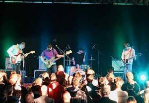 Cloud Nothings - Allesverslindende show op een nagelbedje van rauwe punk