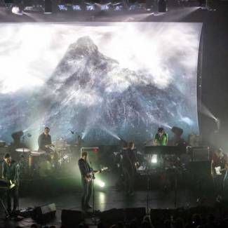 Girls In Hawaii op scherp!