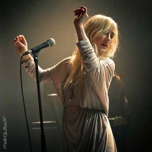 De meeslepende en weerbarstige sound van Zola Jesus forceert een doorbraak!